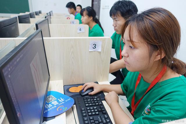女生學(xué)計算機專業(yè)好嗎(學(xué)計算機的畢業(yè)后可以找什么工作)-圖1