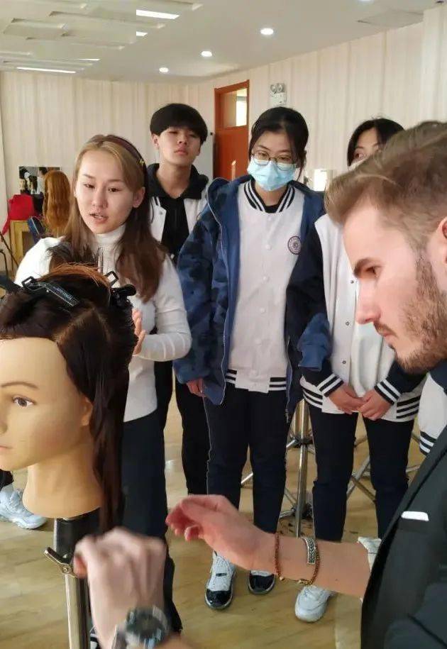 人物形象設計專業(yè)學校有哪些-圖1