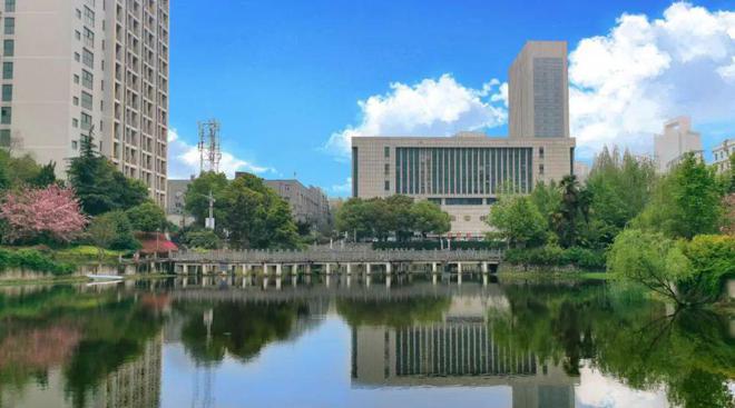 安徽醫(yī)科大學(xué)怎么樣-圖1