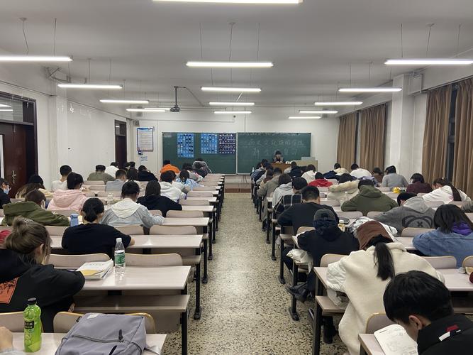 大學(xué)有晚修么-圖1
