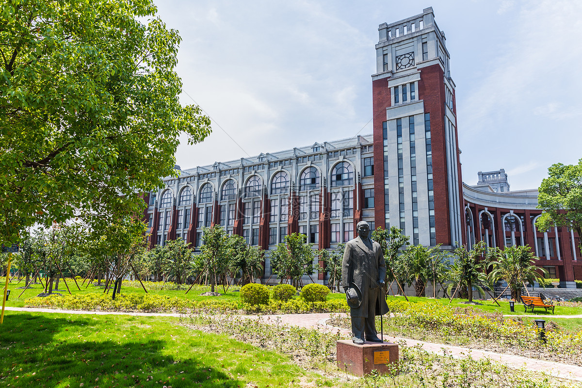 華東政法大學(xué)是211嗎還是985-圖1