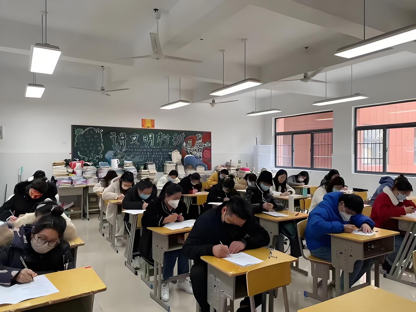 2025年安徽省成人高考怎么報名？-圖1